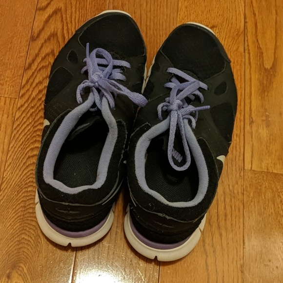 Purple and black nike free run 2 shoes - Picture 5 of 8